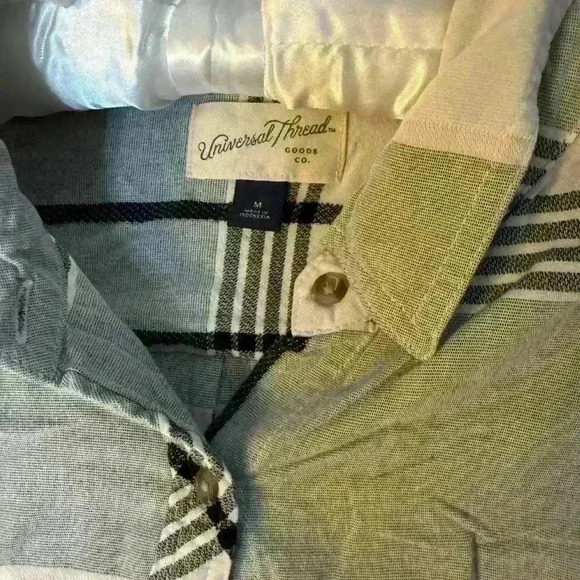 Lightweight, button-down, black, and white and gray plaid with the lines of pink - Picture 4 of 7